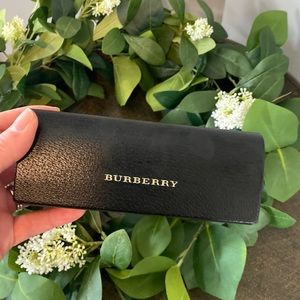EUC empty Burberry sunglasses case